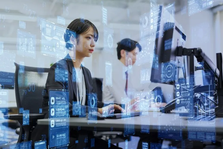 マイクロサービスとは？仕組みやメリット、導入の手順や注意点を紹介