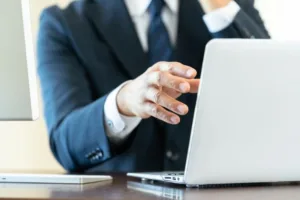 BitLocker回復キーの確認方法は？コマンドやMicrosoftアカウントから探す手順も紹介