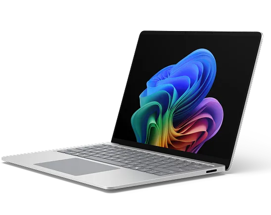 Surface Laptop 13.8インチ（第8世代） Surface Laptop 15インチ（第8世代）