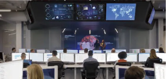 Microsoft Cyber Defense Operations Center 内観